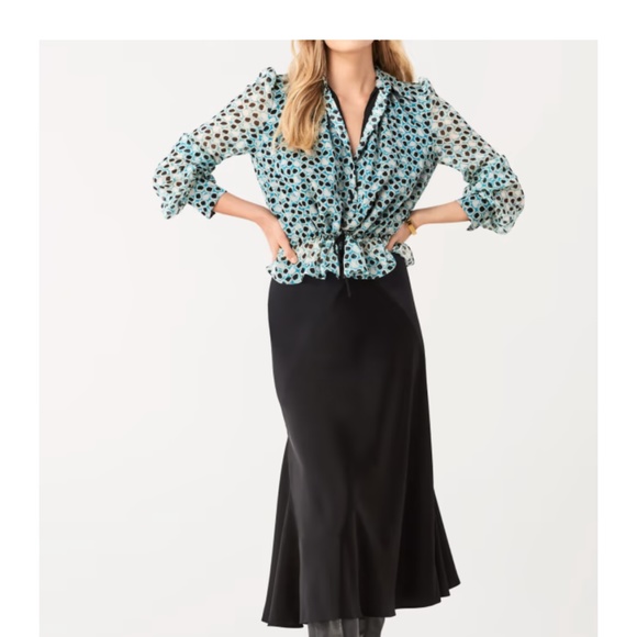 DVF Pilla Crinkle Chiffon Blouse - Picture 1 of 6